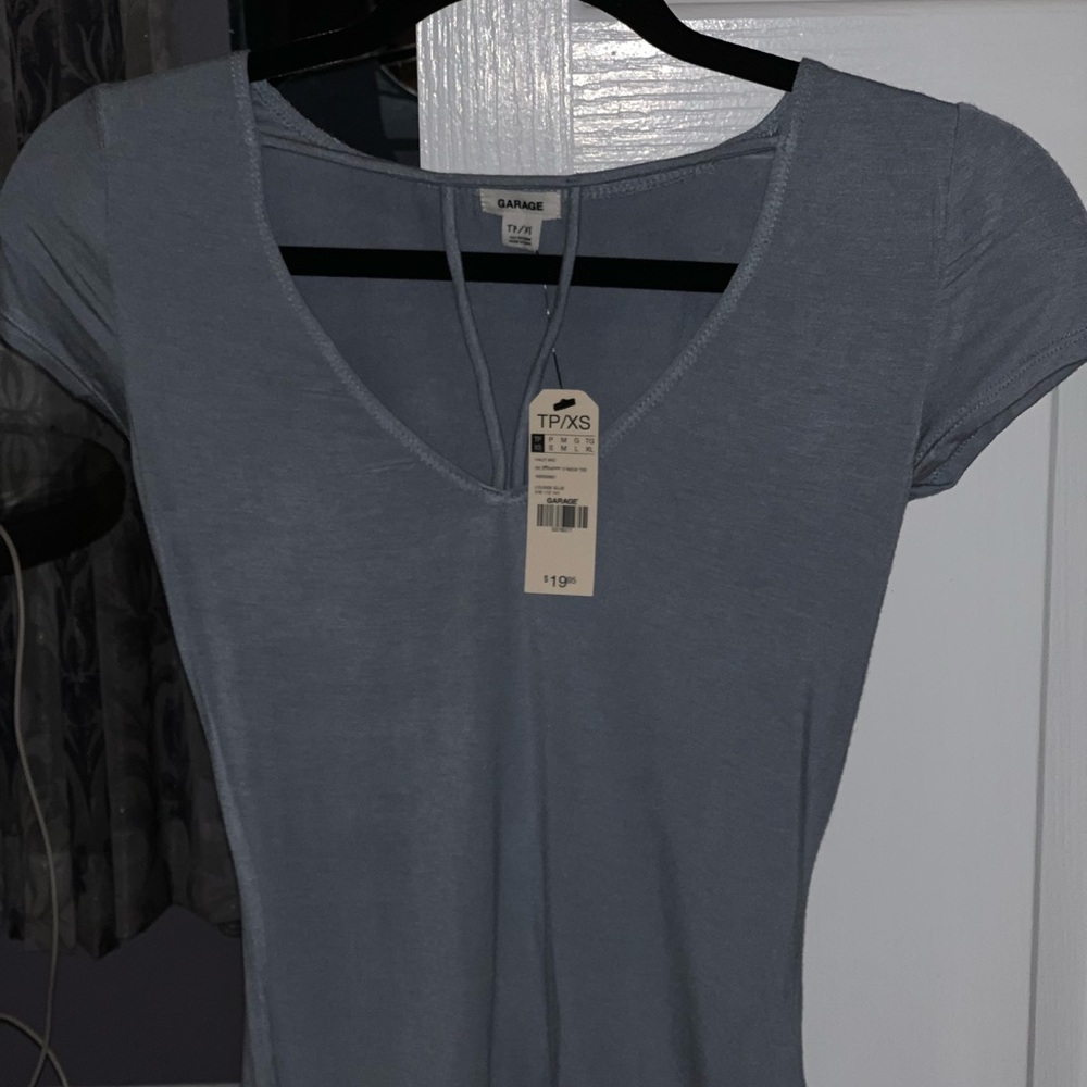 Vneck top